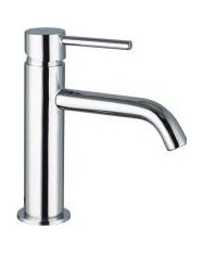 Grifería Sirio — Serie Sirio: monomando de líneas finas en lavabo, caño alto y bidé.