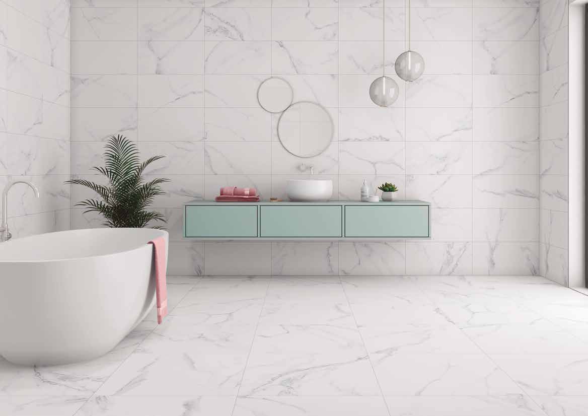 Marma — Mármol Carrara blanco, del gran formato 120x120 al revestimiento.